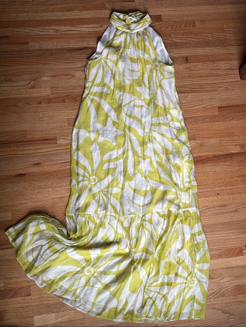 Cynthia Steffe medium lime-Yellow and white maxi Dress